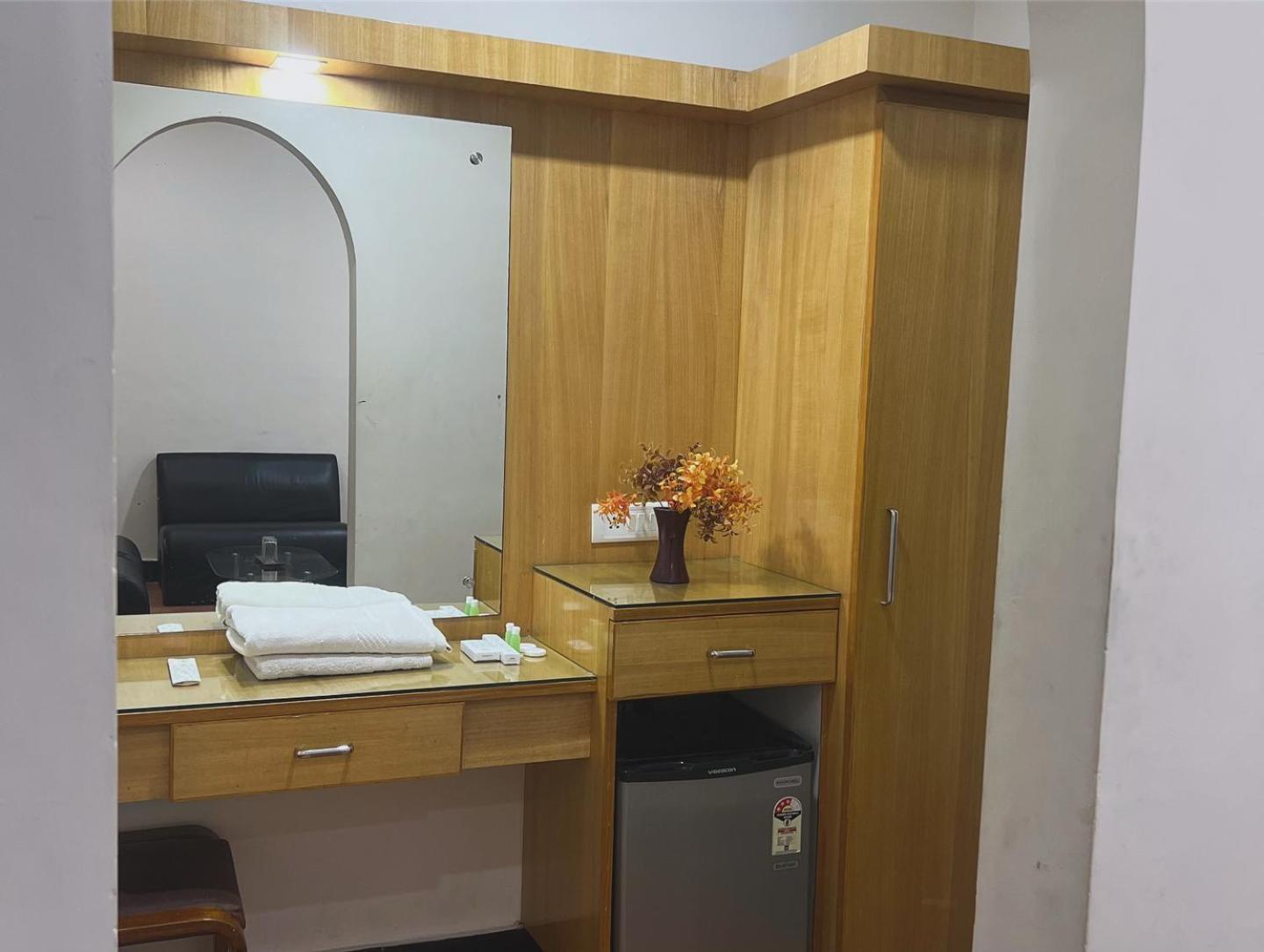 Varada Nagavali Hotel Srikakulam Zewnętrze zdjęcie