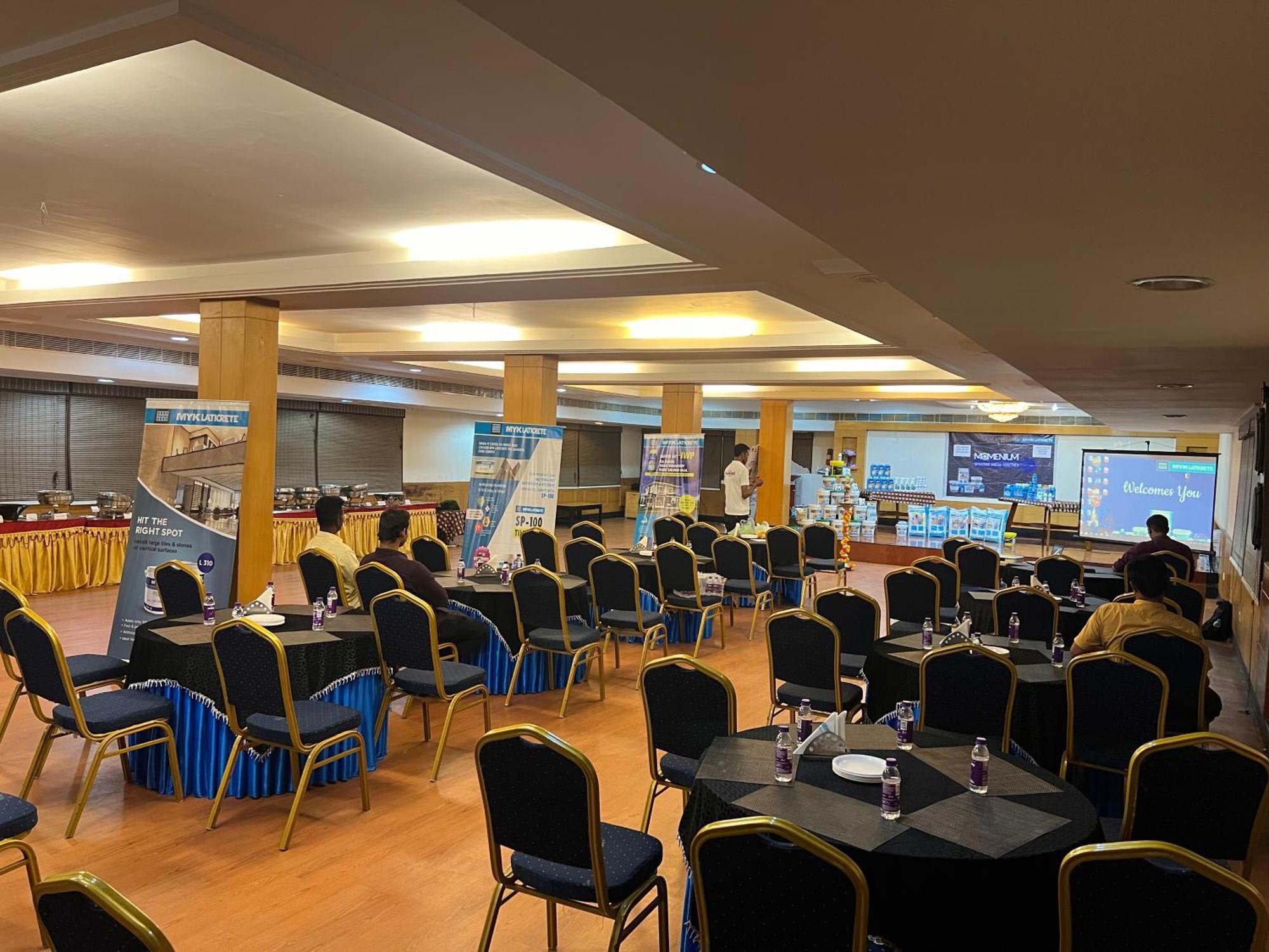 Varada Nagavali Hotel Srikakulam Zewnętrze zdjęcie
